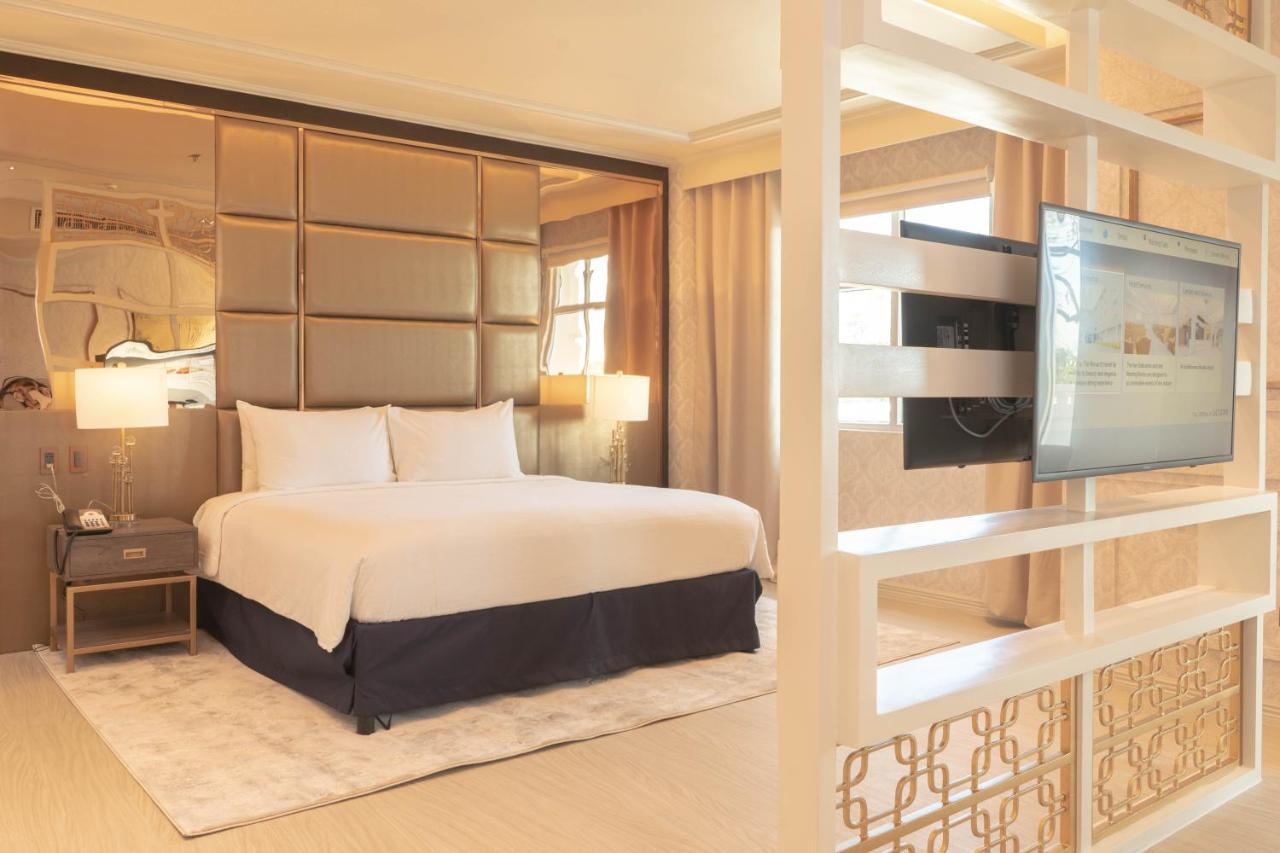 The Monarch Hotel Calasiao Bagian luar foto