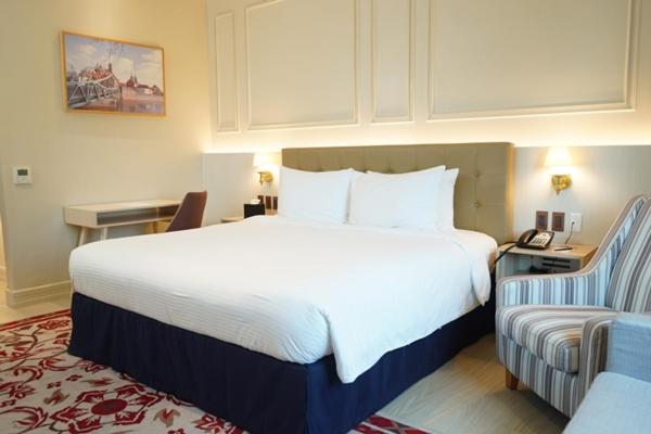The Monarch Hotel Calasiao Bagian luar foto
